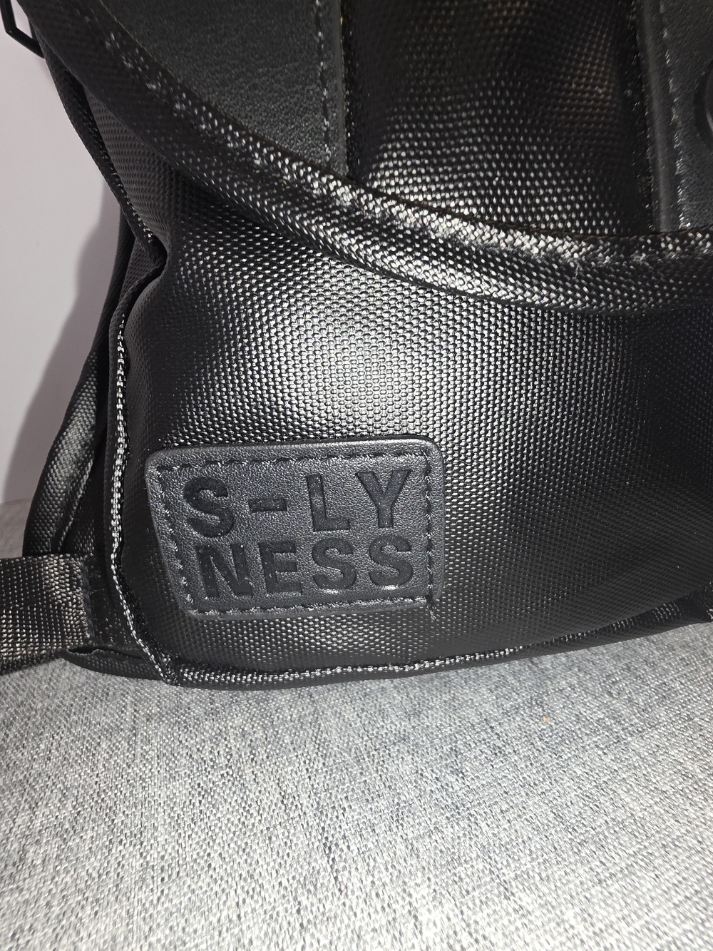 Black Technical Waist And Thigh Bag - Durable Everyday Carry - Picture 4 of 12
